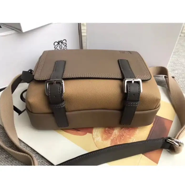 Official Brother Sam s 19YAN0010 Bag Loewe 0708